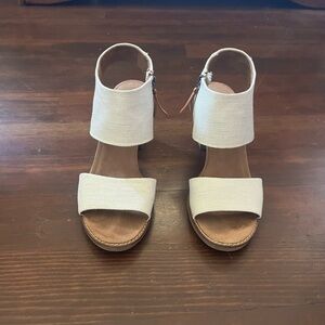 Toms Majorca cutout sandals size 9